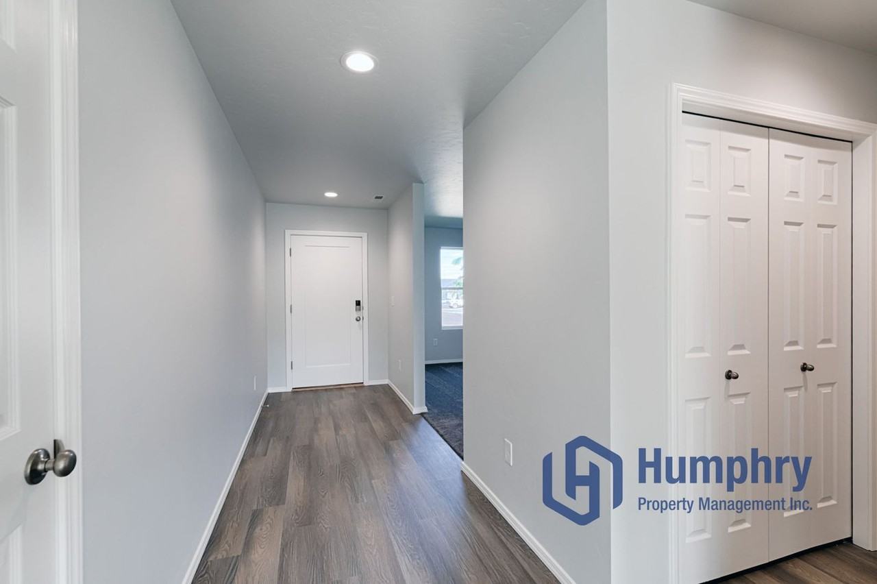 14842 N Pantanella Way - Photo 4 of 44