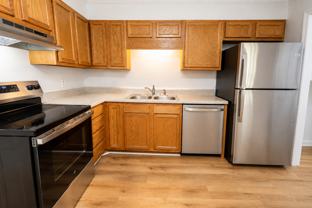 720 Montclair Dr - Photo 1 of 1