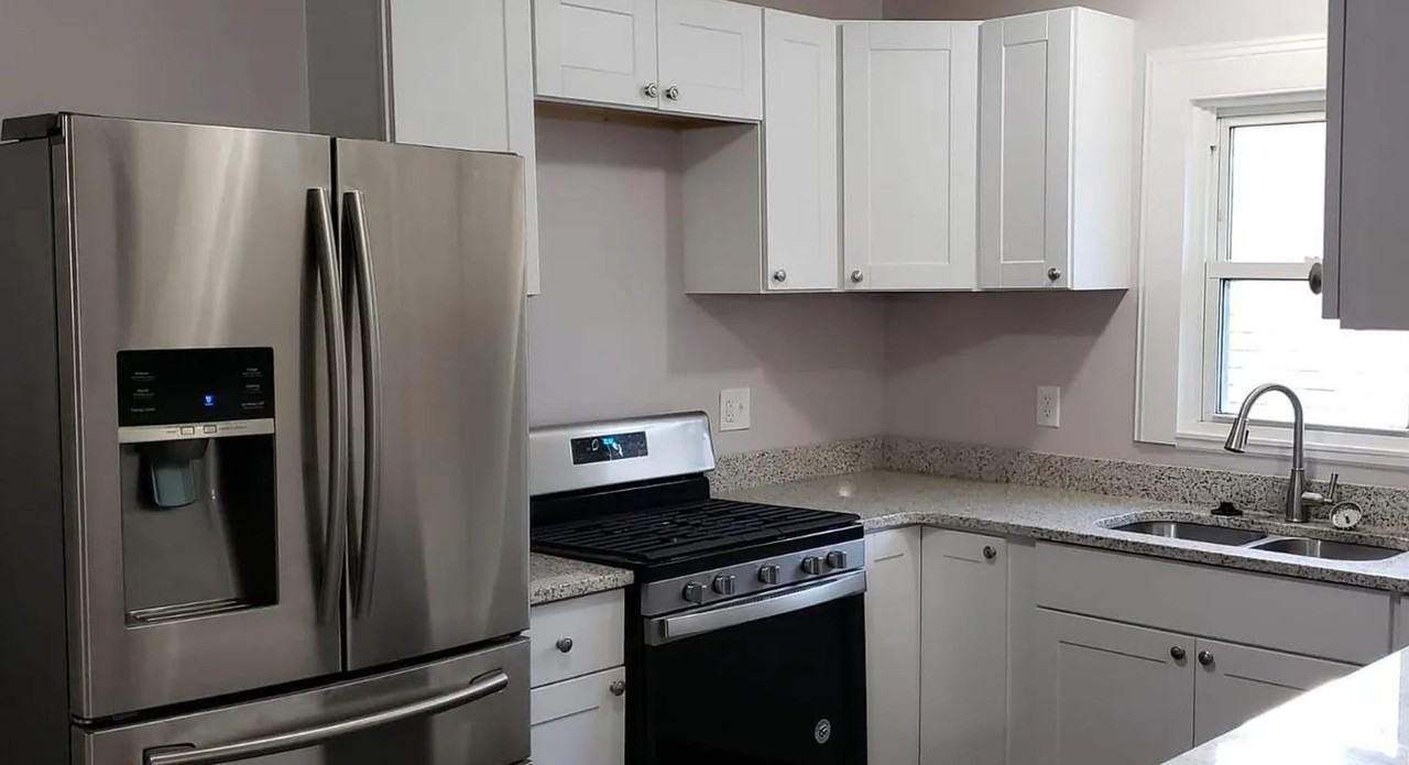 279 Madison Ave - Photo 2 of 16