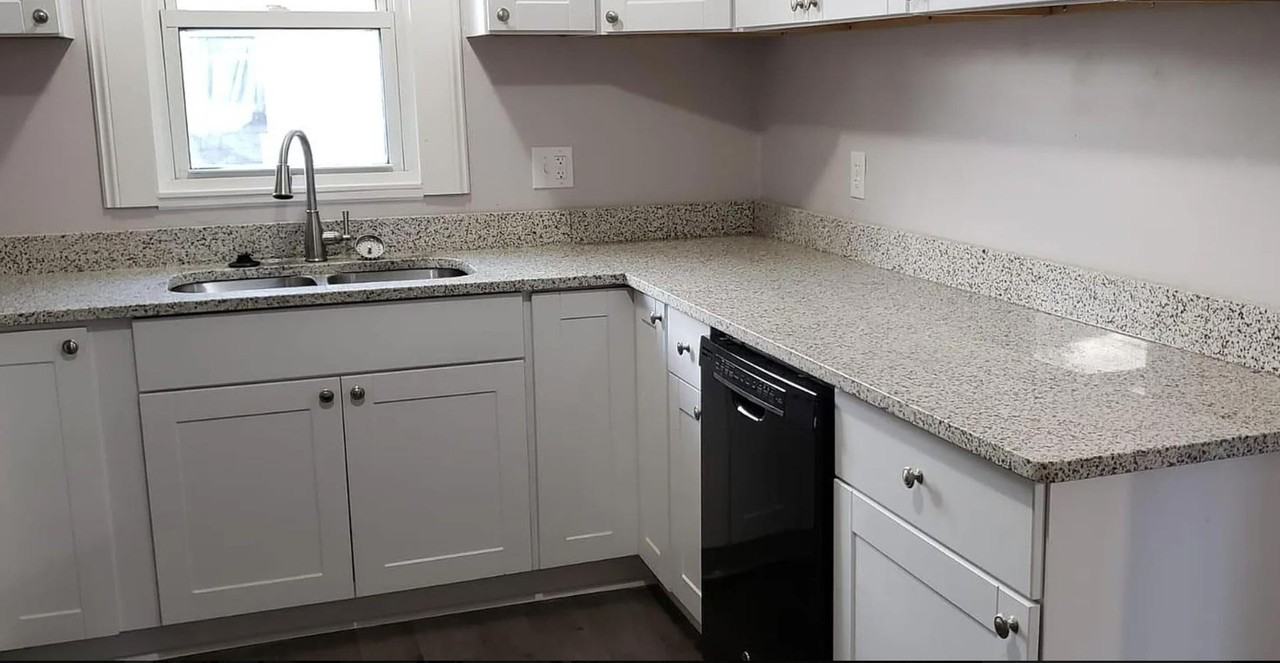 279 Madison Ave - Photo 3 of 16