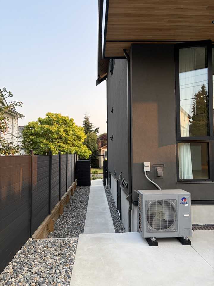 2061 West 58th Avenue - Photo 4 of 28