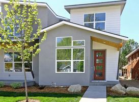 featured image of 2805 W Pleasanton Ave