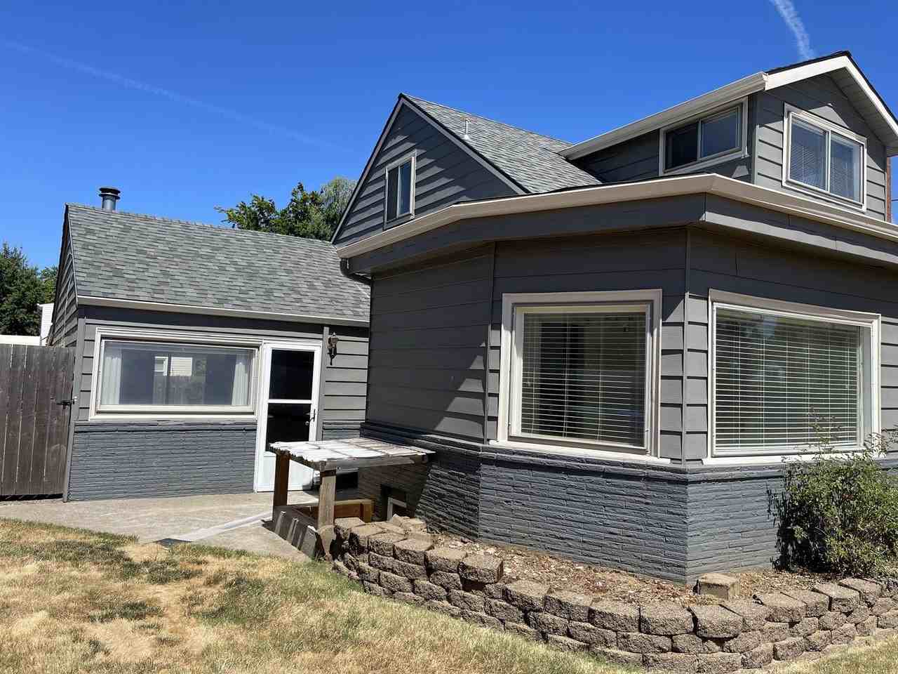 6737 N Olin Ave - Photo 2 of 37