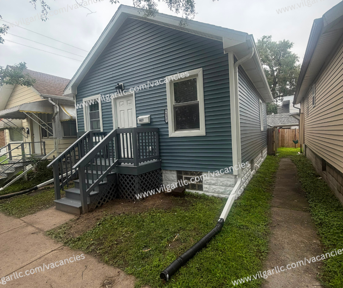 4627 Hickory Ave - Photo 2 of 21