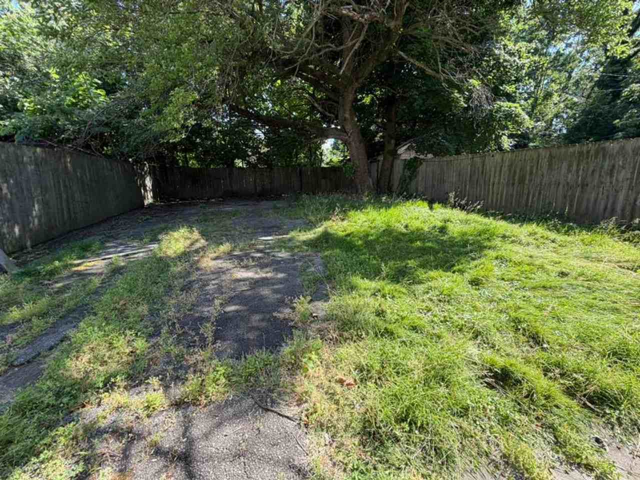 13618 Argus Ave - Photo 4 of 31