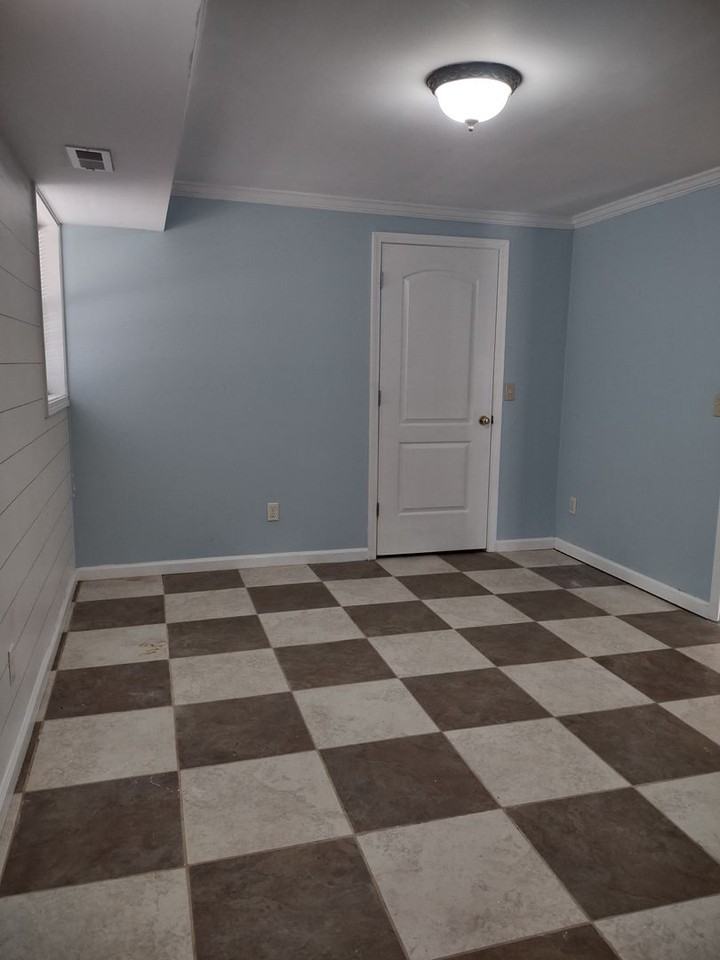 717 Connor Ave - Photo 5 of 20