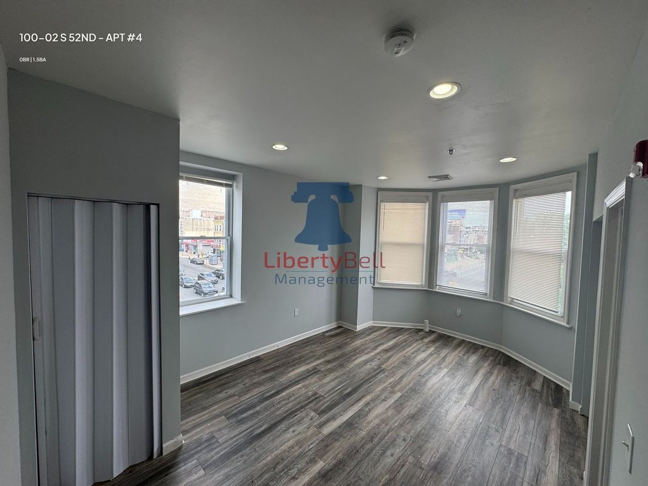 100-02 S 52nd - Photo 3 of 14