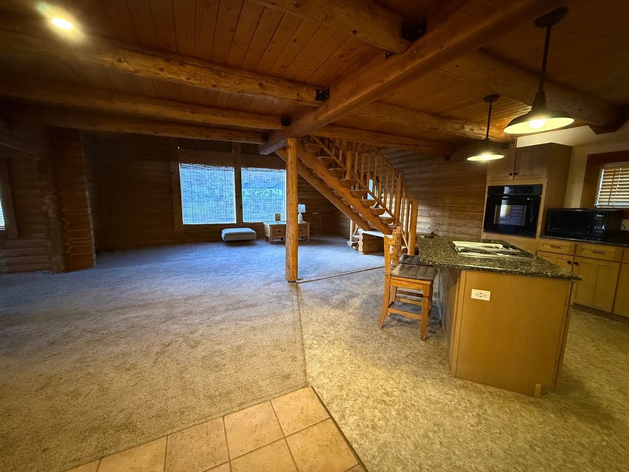 596 S Moenkopi Dr - Photo 2 of 18