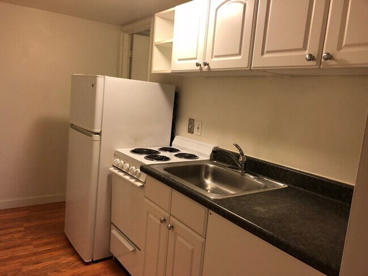 Penrith Apartments - Photo 5 of 15