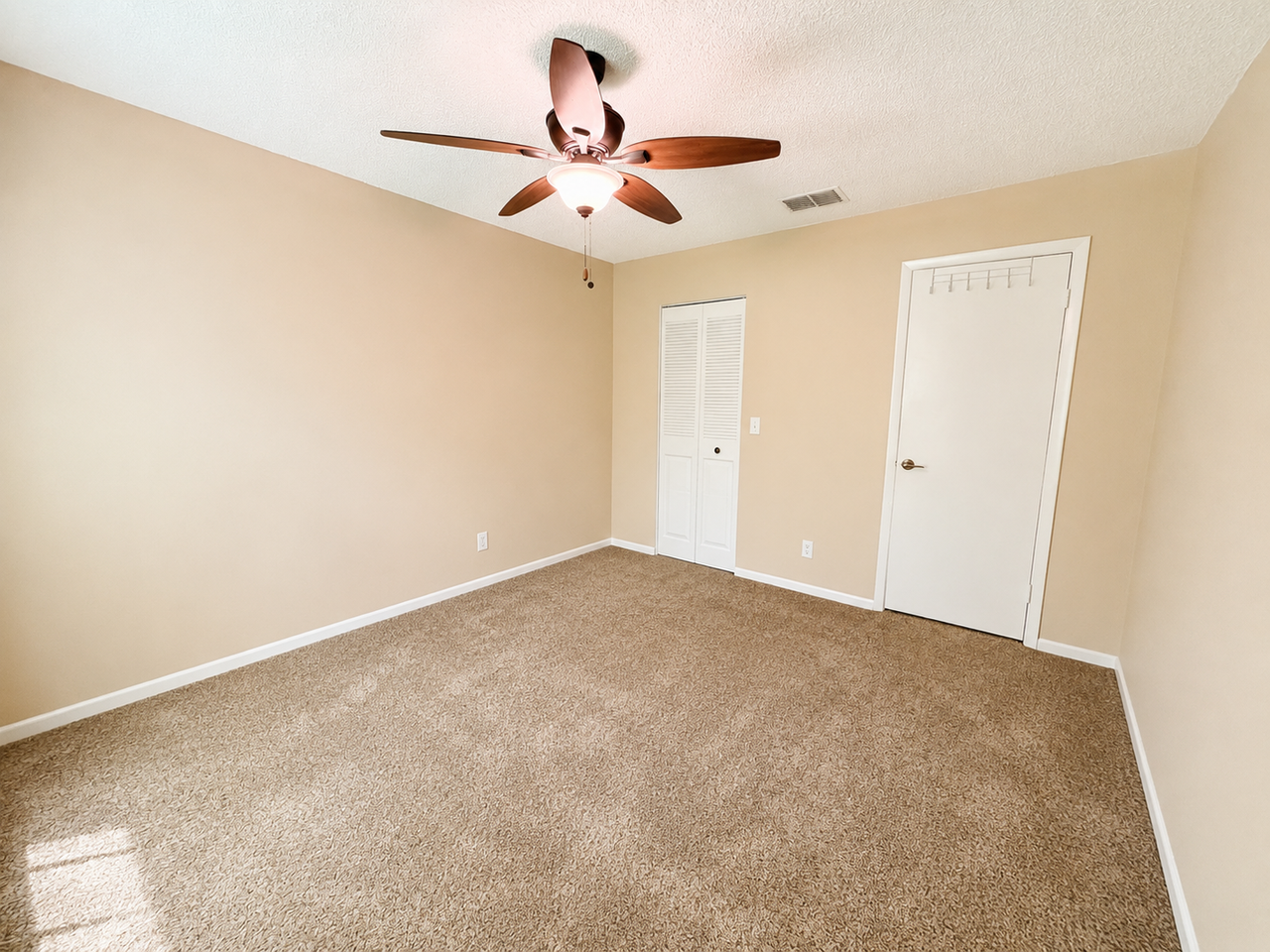 1435 Millstream Ln #204 - Photo 5 of 24