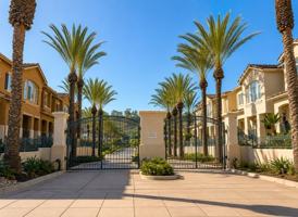 featured image of 910 Camino De La Reina #49