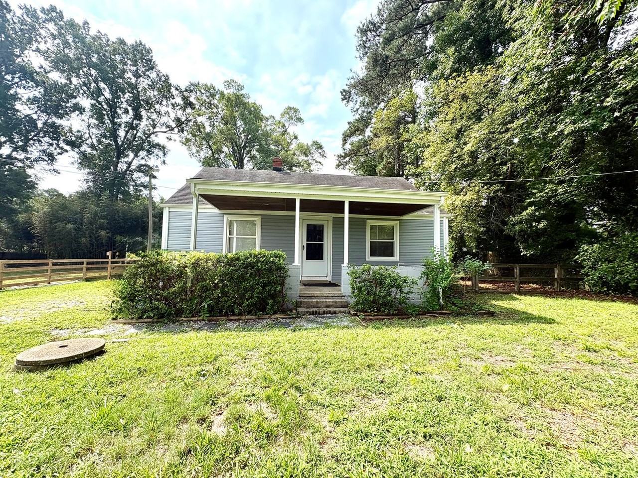 1705 Eden Ave