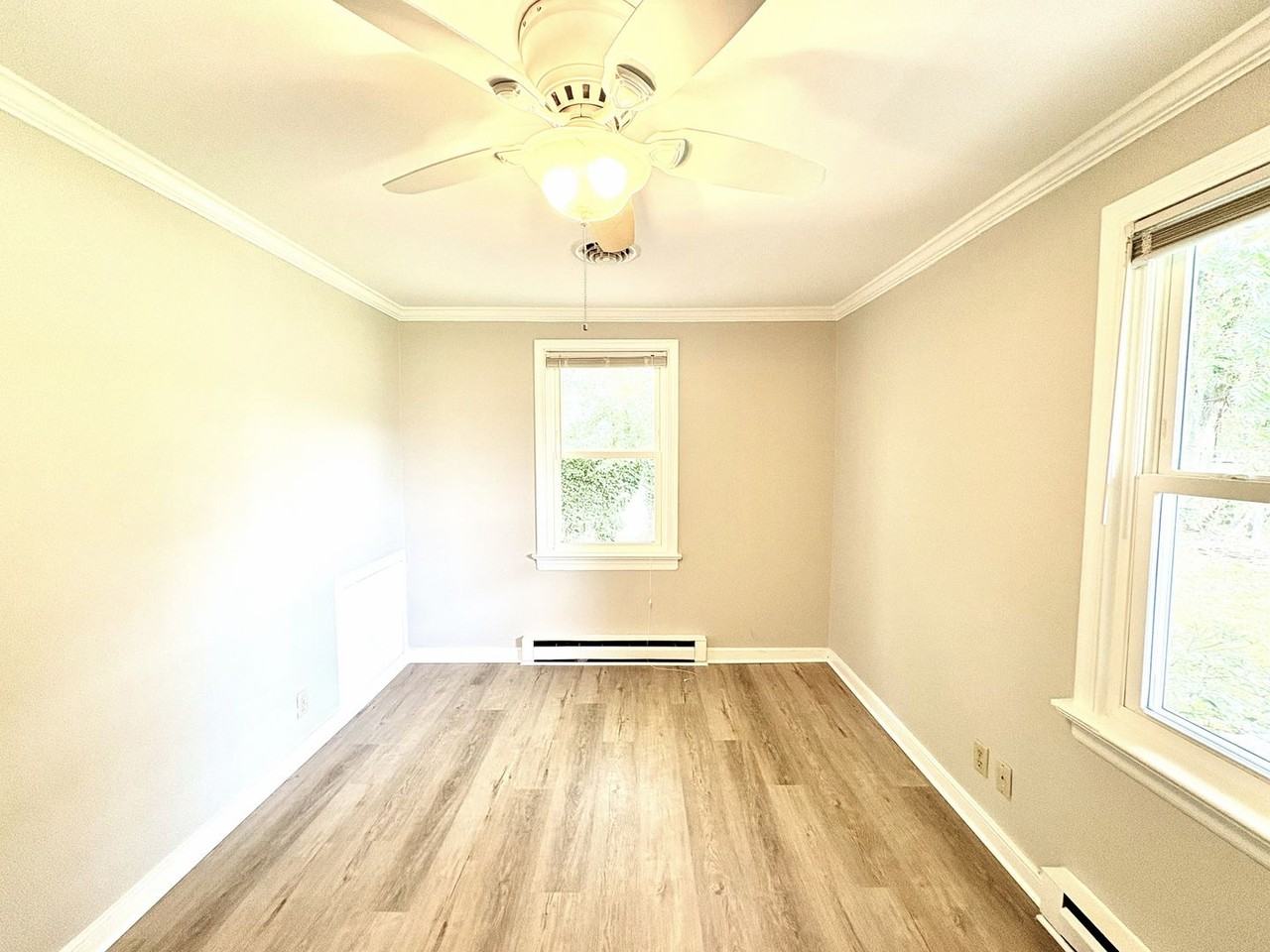 1705 Eden Ave - Photo 4 of 9