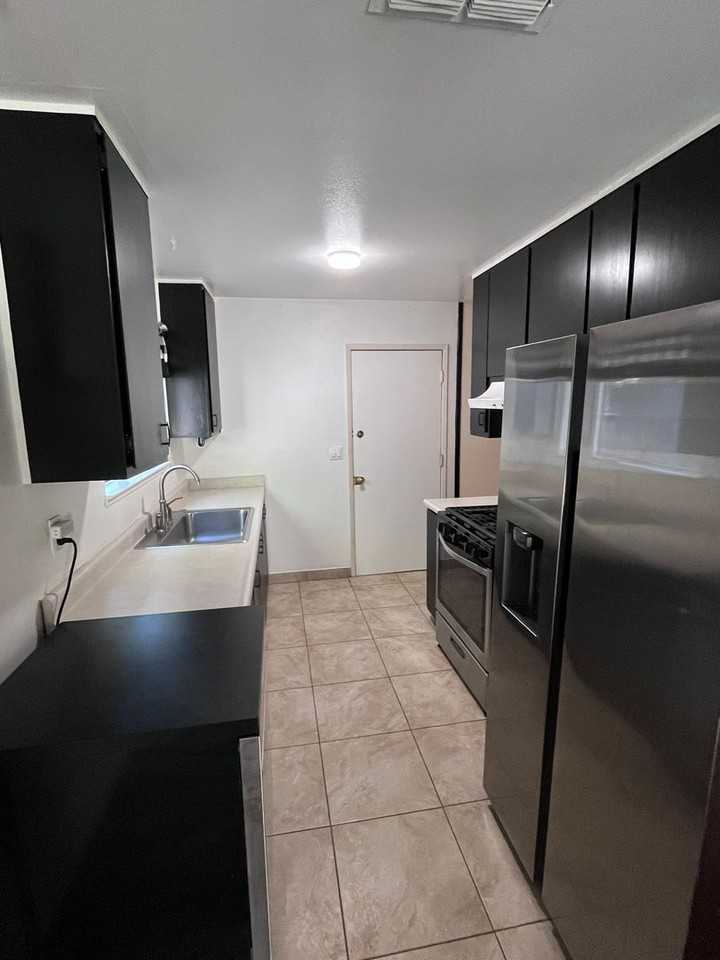 4753 Tacomic Dr - Photo 2 of 12