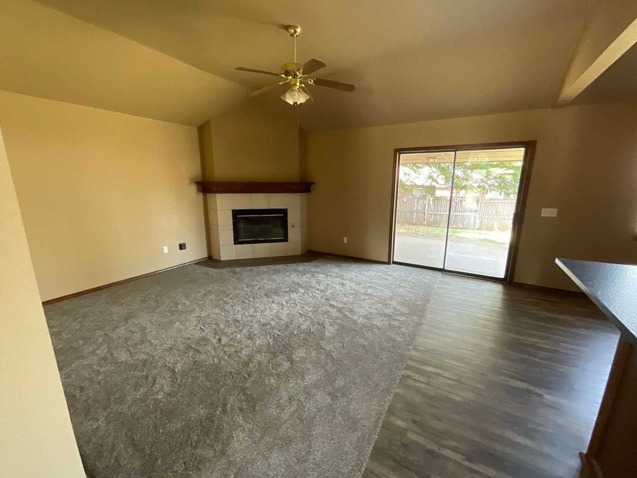 1709 La Cruz Ave - Photo 6 of 11
