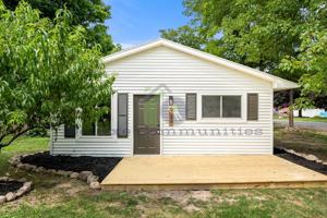 featured image of 127 E Fargo St