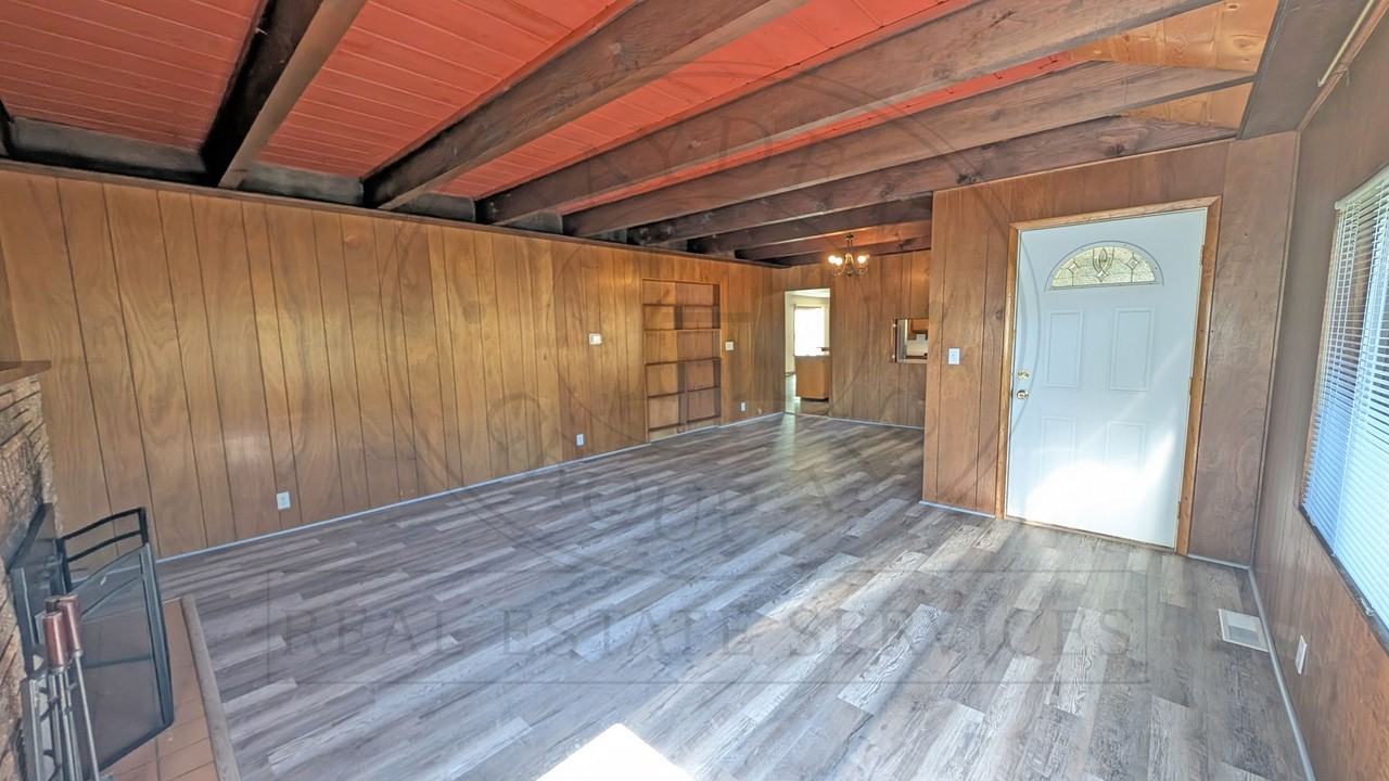 13235 Nw Pumpkin Ridge Rd - Photo 5 of 39
