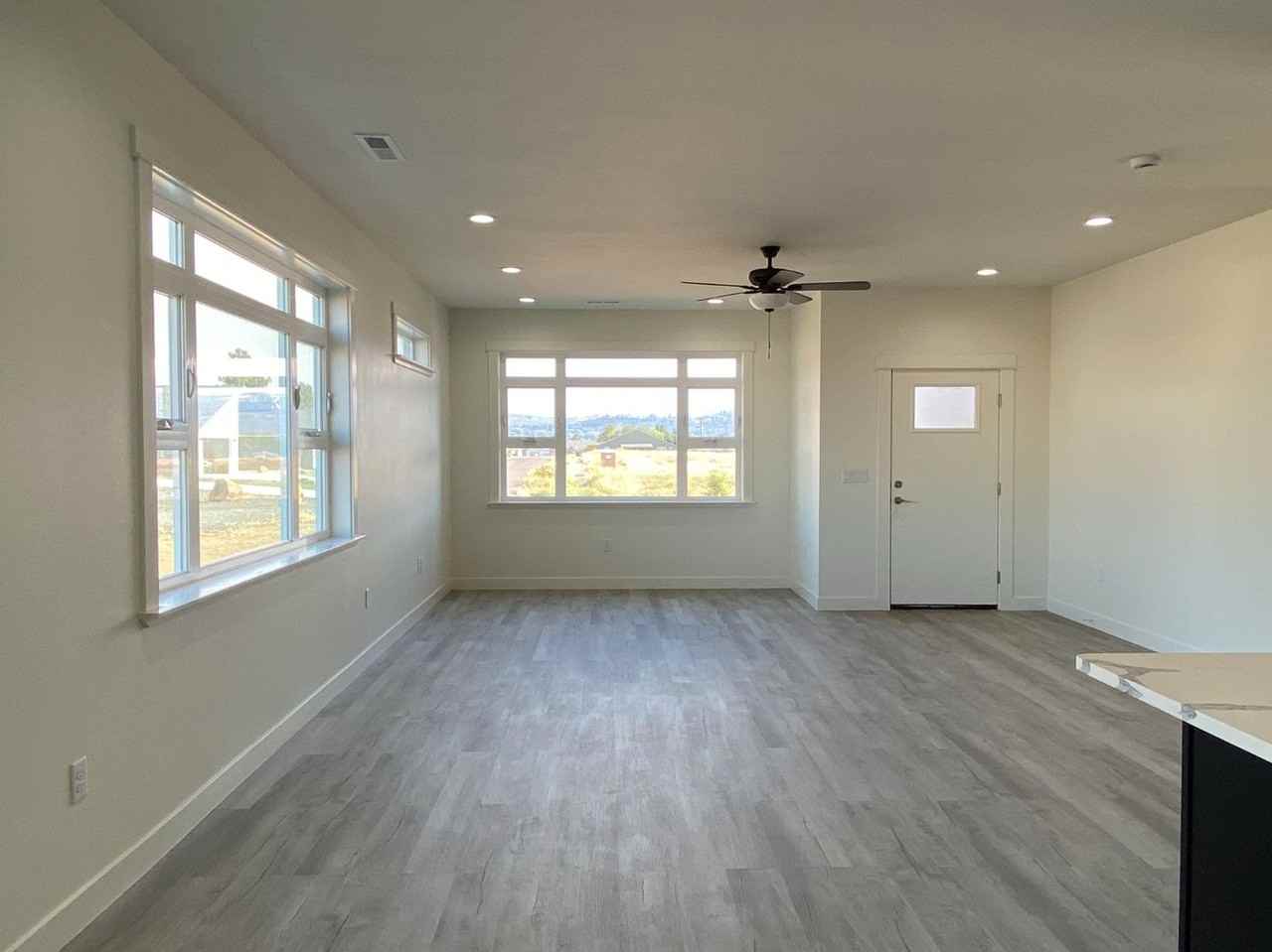 414 414 Lolly Lane - Photo 7 of 22