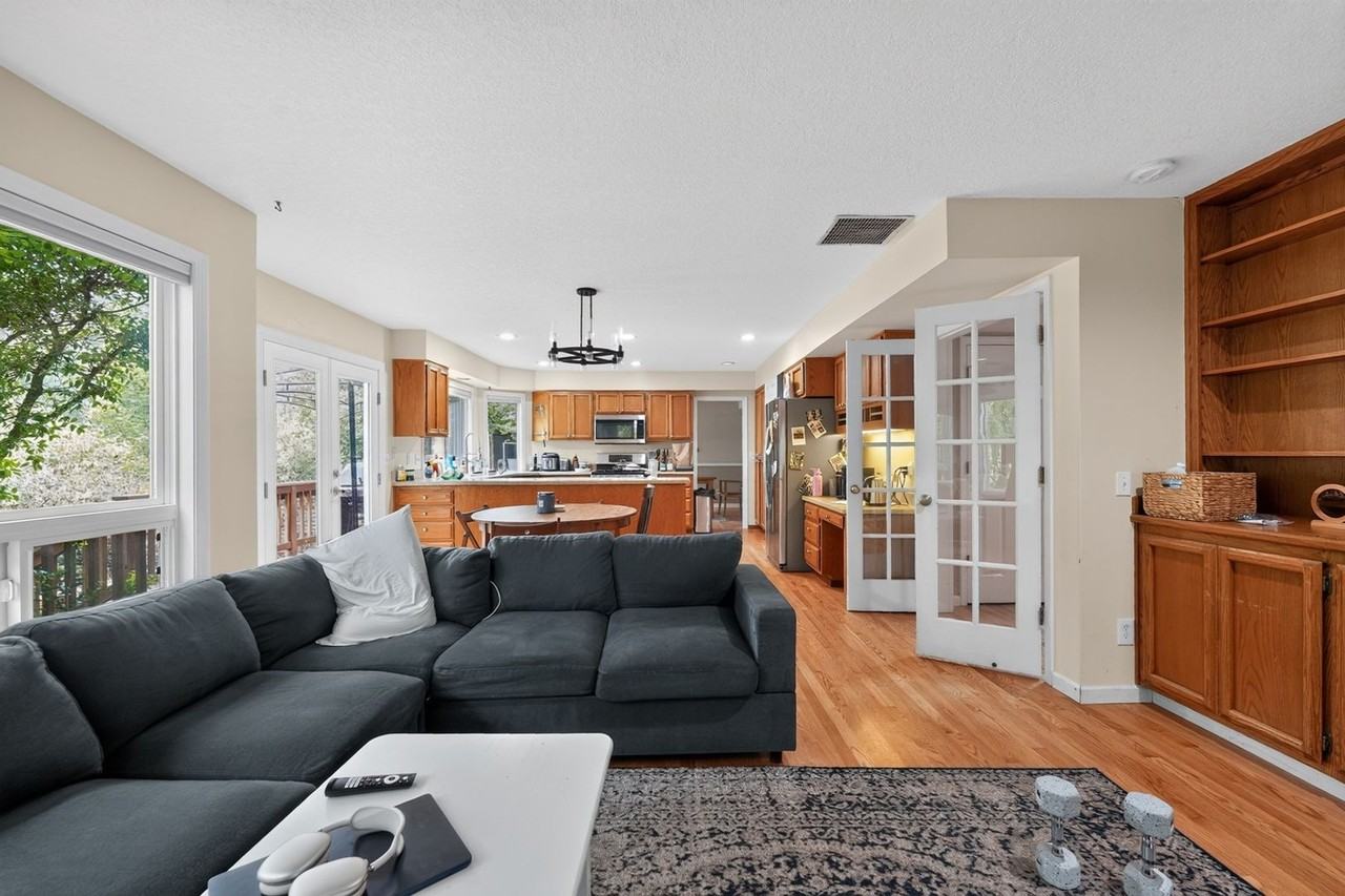 19227 Sw 55th Ct - Photo 7 of 14