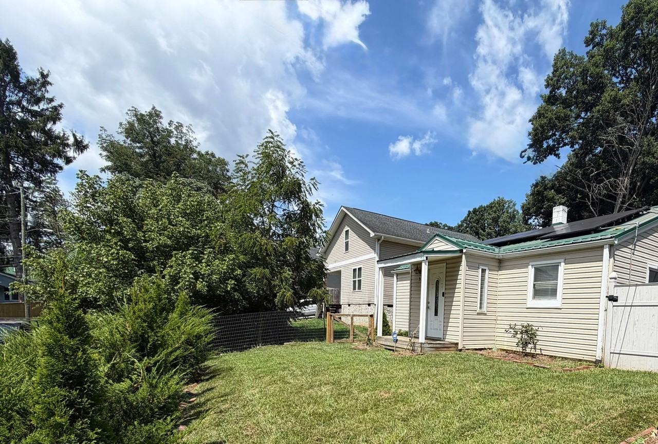 33 Huffman Rd - Photo 2 of 29