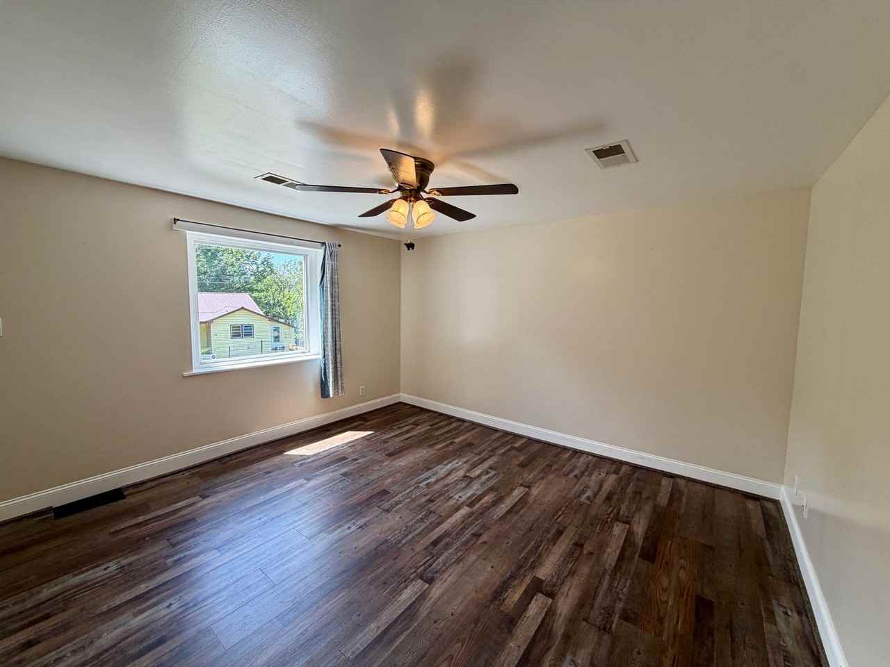 33 Huffman Rd - Photo 6 of 29