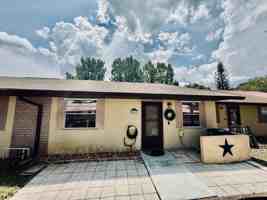featured image of 851 Dow Ln