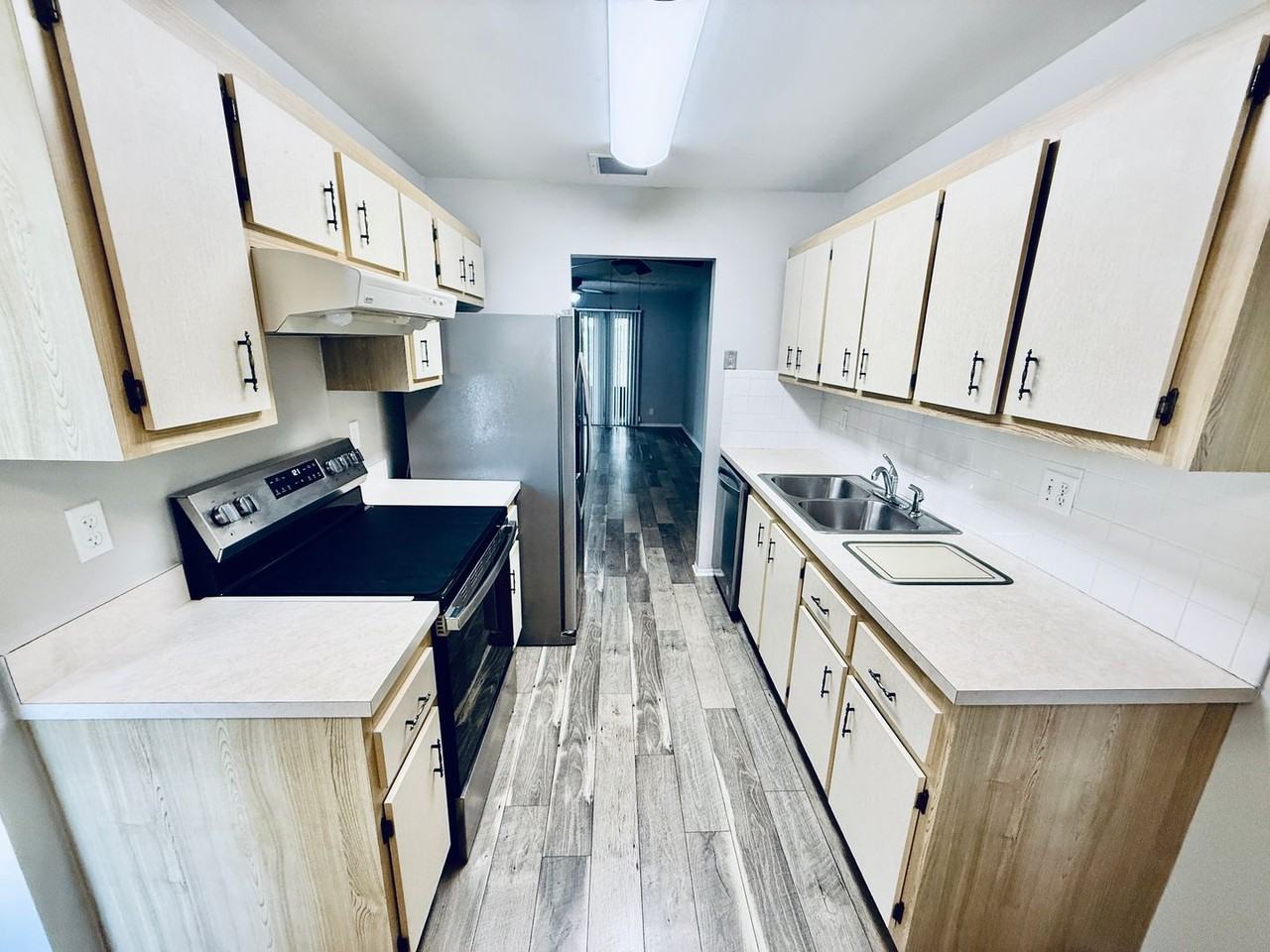 851 Dow Ln - Photo 6 of 38