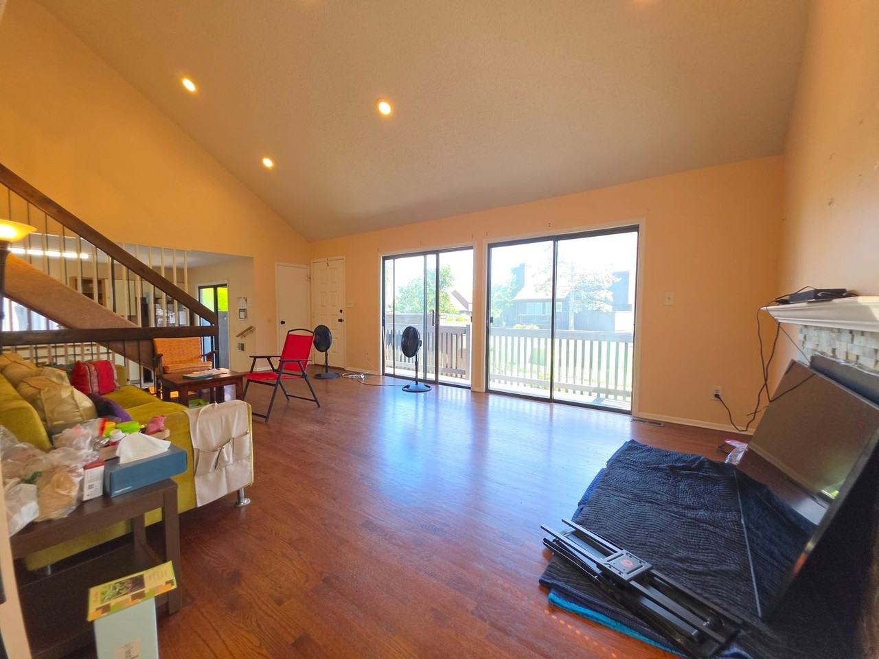 544 Westgate Dr - Photo 7 of 33