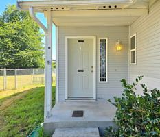 featured image of 1205 Frontier Cir E