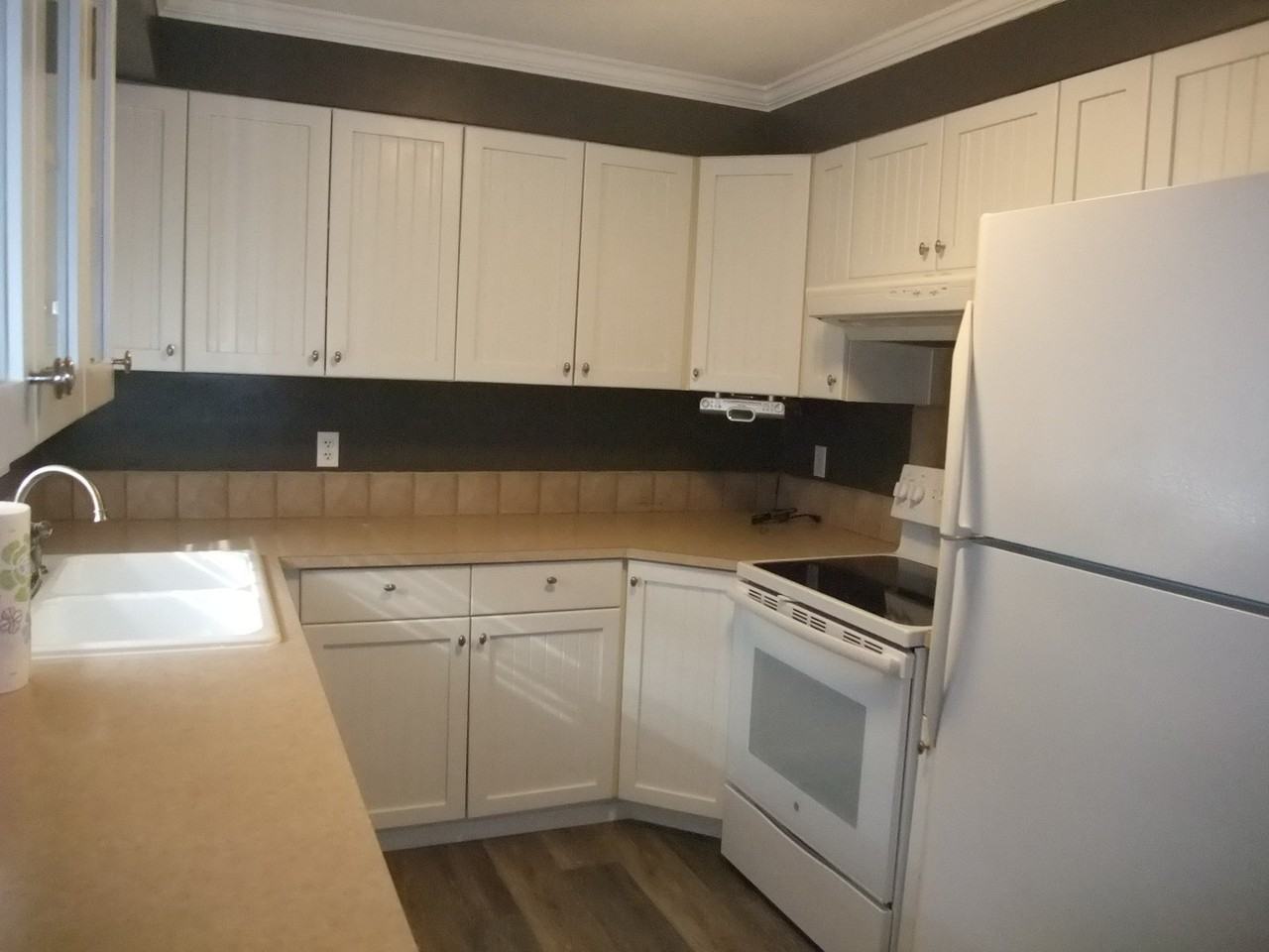 2808 Pine St Se - Photo 2 of 15