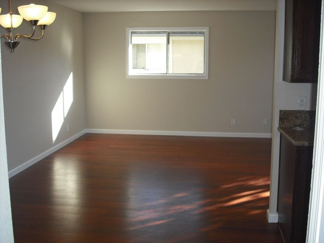2631 Anchor Ave - Photo 4 of 7
