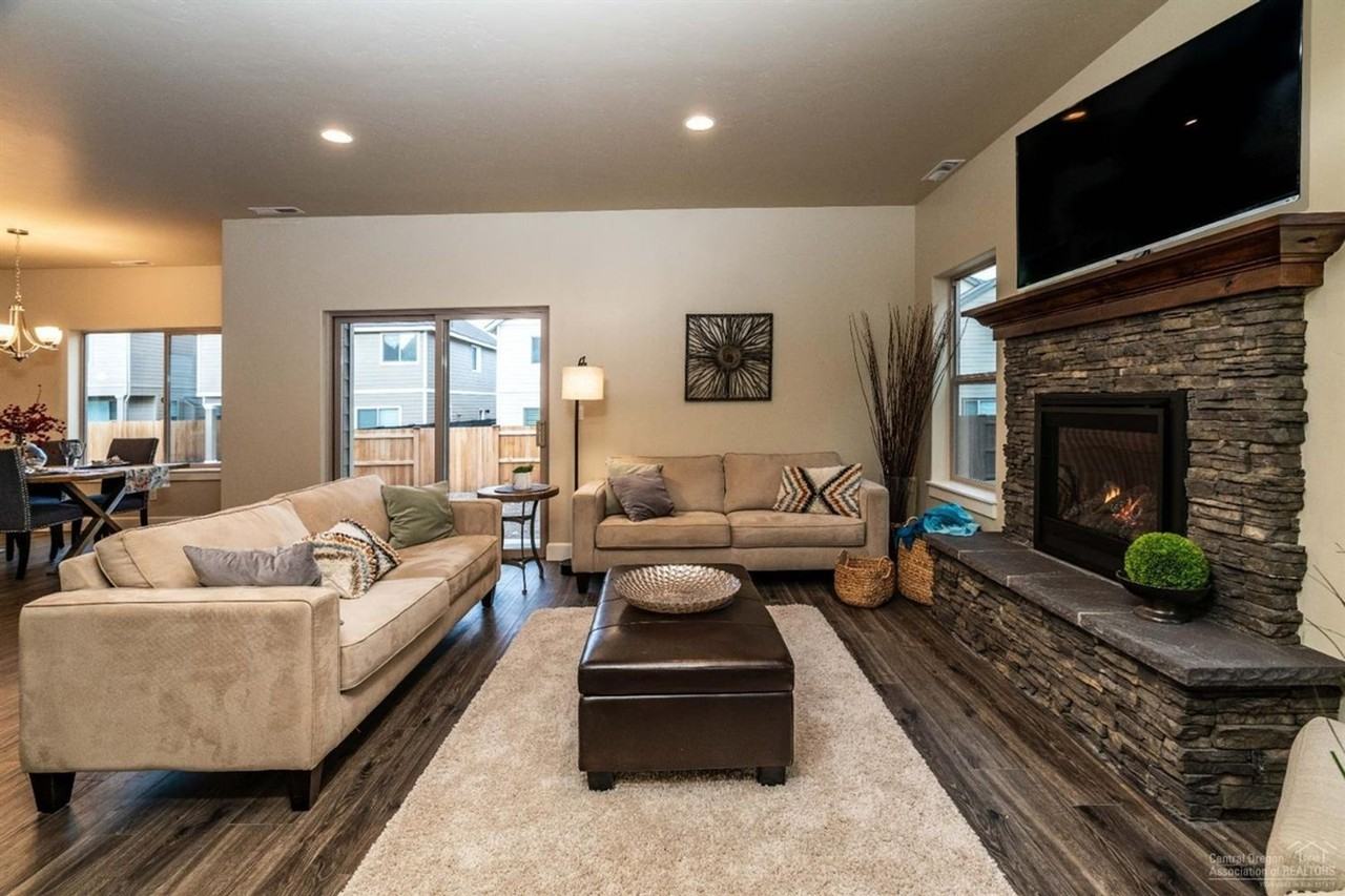 20605 Se Slate Ave - Photo 3 of 21