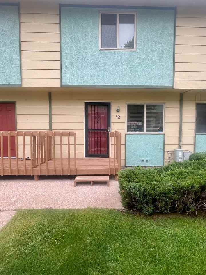 12 Murray Heights Dr - Photo 2 of 19