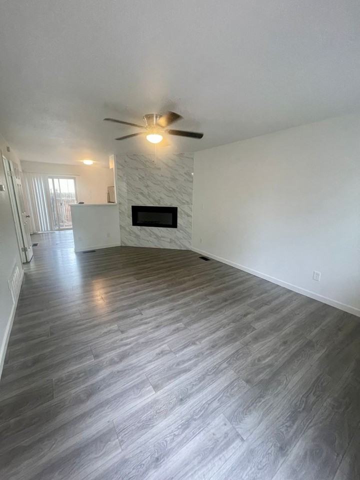 12 Murray Heights Dr - Photo 3 of 19