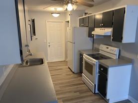 437 E Rosewood Ln - Photo 1 of 1