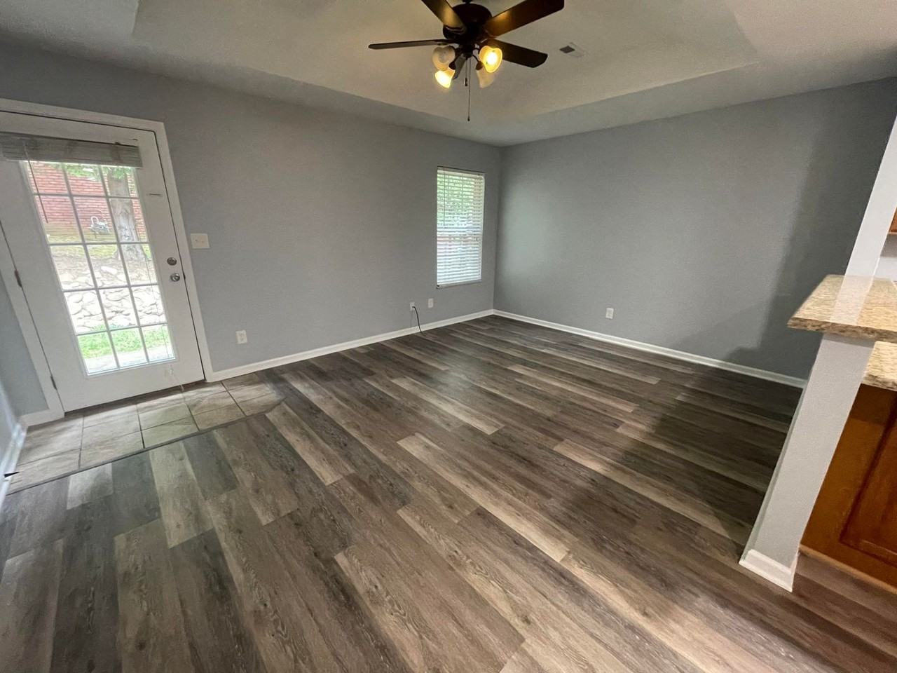 213 Timbercreek Way - Photo 3 of 9