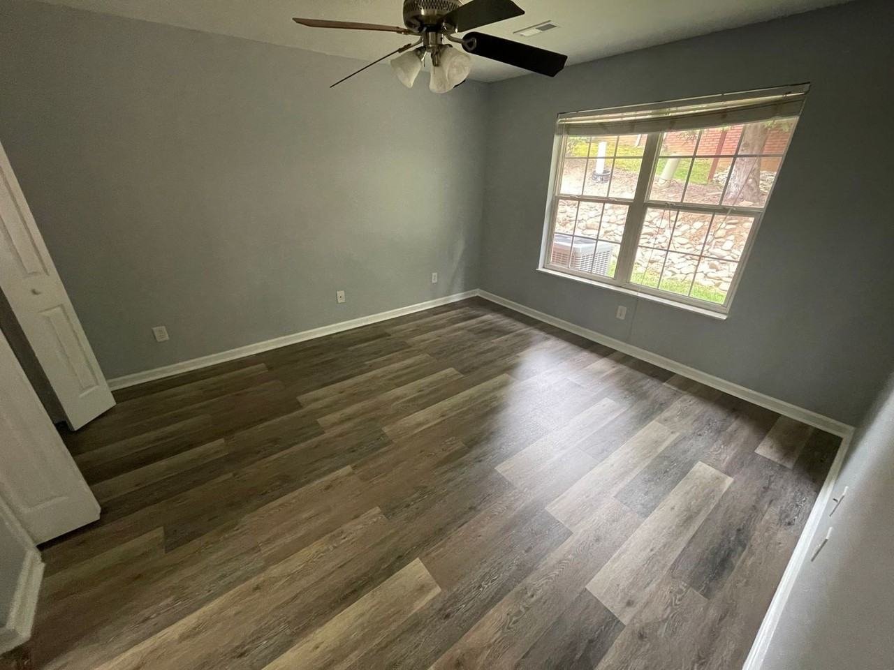 213 Timbercreek Way - Photo 5 of 9