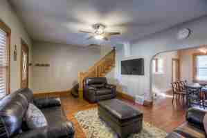 featured image of 3507 Dewey Ave