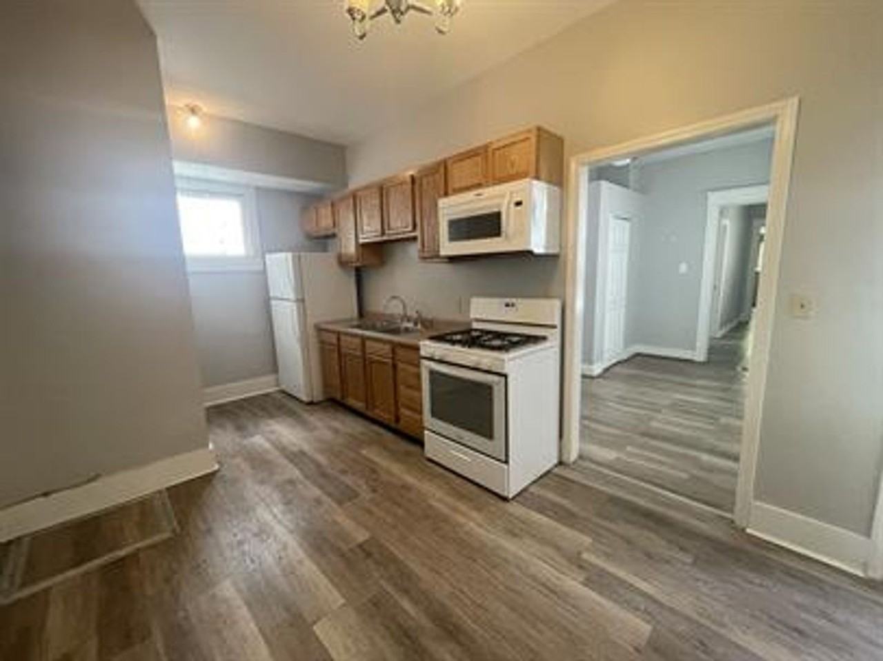 1452 S Hancock St - Photo 5 of 13