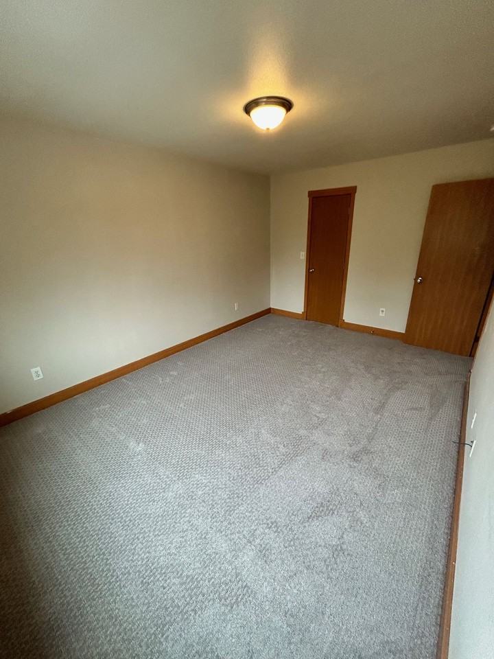 285 15th St 4 plex - Photo 2 of 15