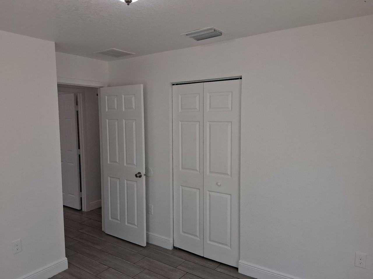 2802 N 34th St - Photo 7 of 15