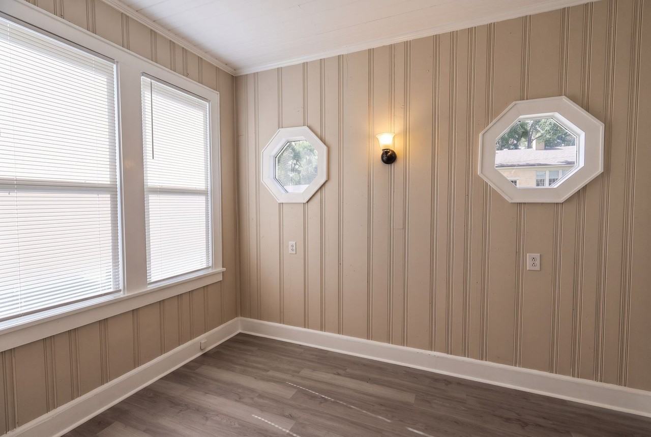 554/556 Stephenson St - Photo 5 of 16