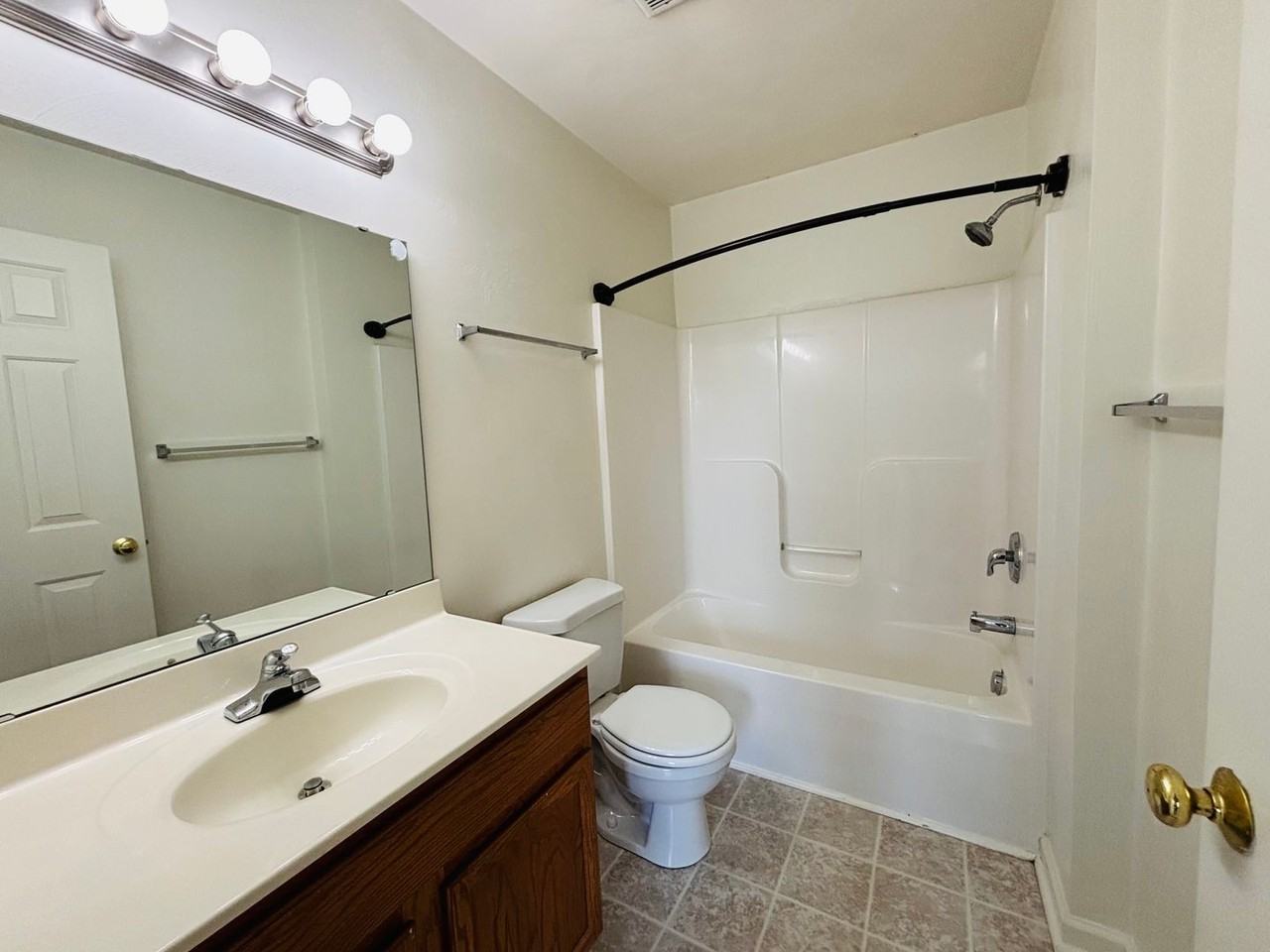 80 Salem Ln - Photo 7 of 19