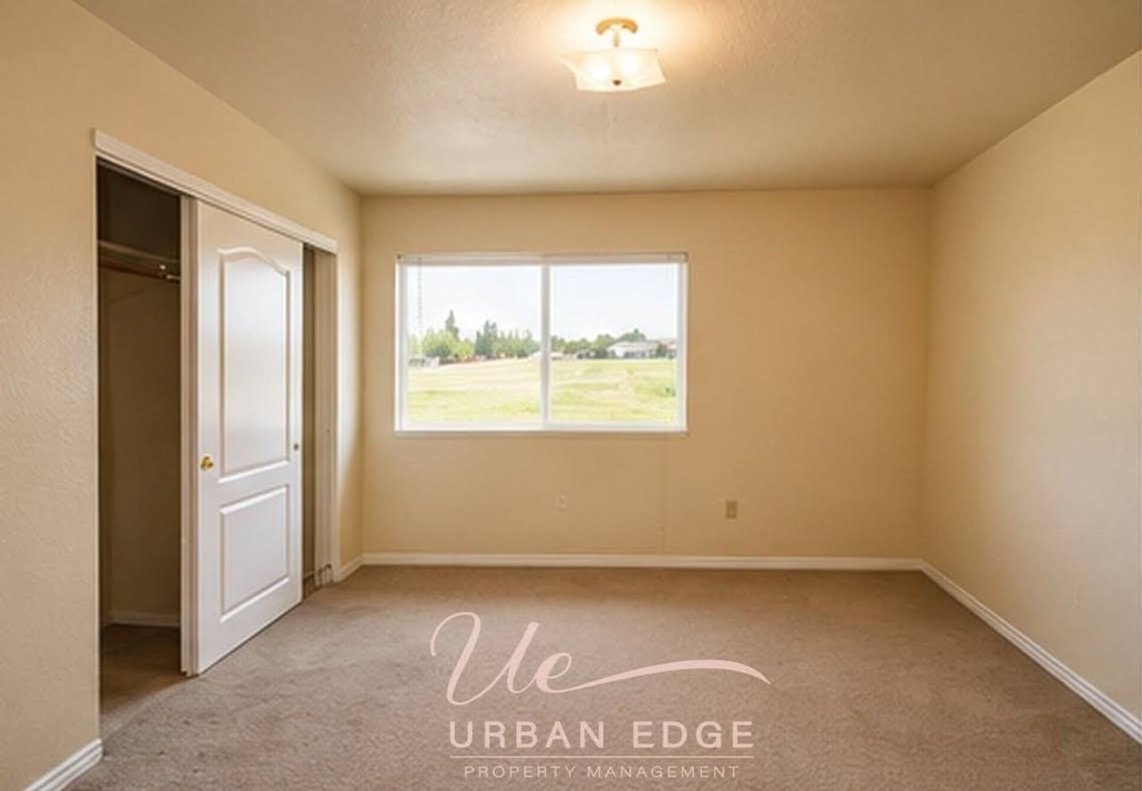 W Art Ct - Photo 5 of 7