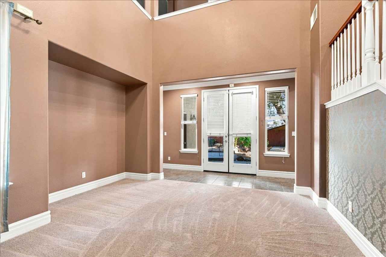 9351 Palmerson Dr - Photo 5 of 41