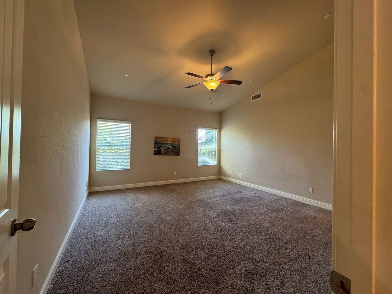 6682 E Fedora Ave - Photo 7 of 16
