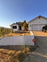 featured image of 106 Umpqua View Dr