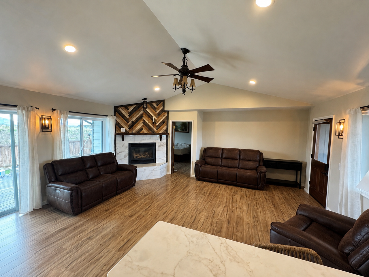 1113 E Gallatin Ave - Photo 4 of 41