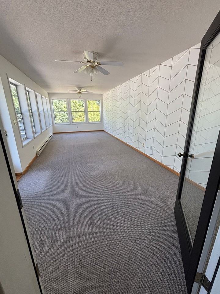 6809 76th Ave S - Photo 2 of 24