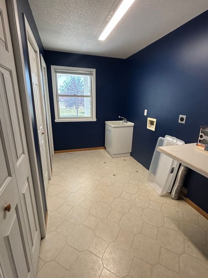 6809 76th Ave S - Photo 7 of 24
